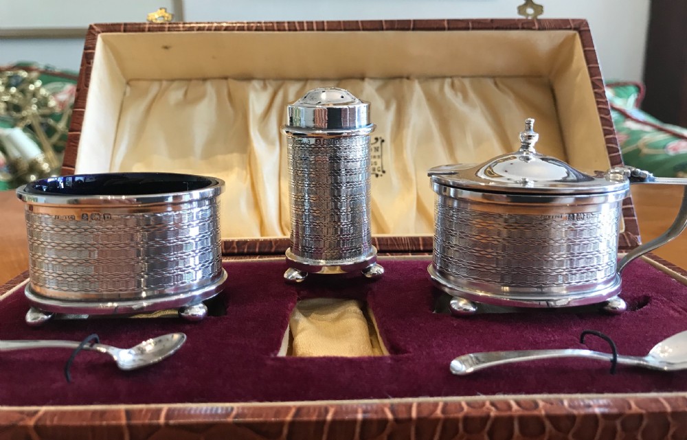 Art Deco Solid Silver Cruet Set View III
