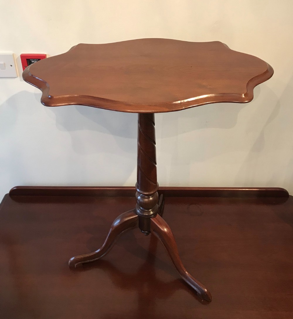Victorian Mahogany Wine Table