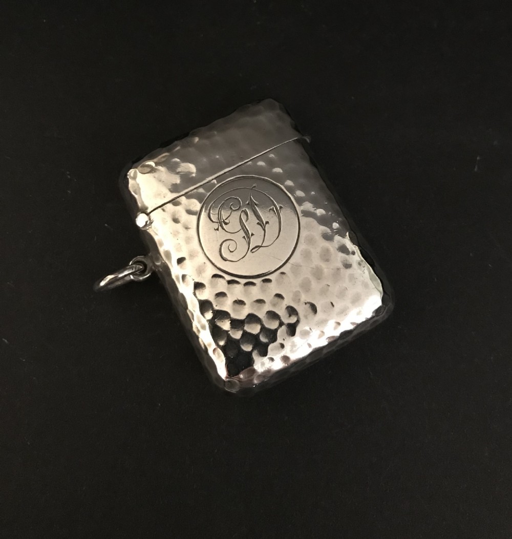 Good Edwardian Silver Seamless Vesta by Sampson Mordan