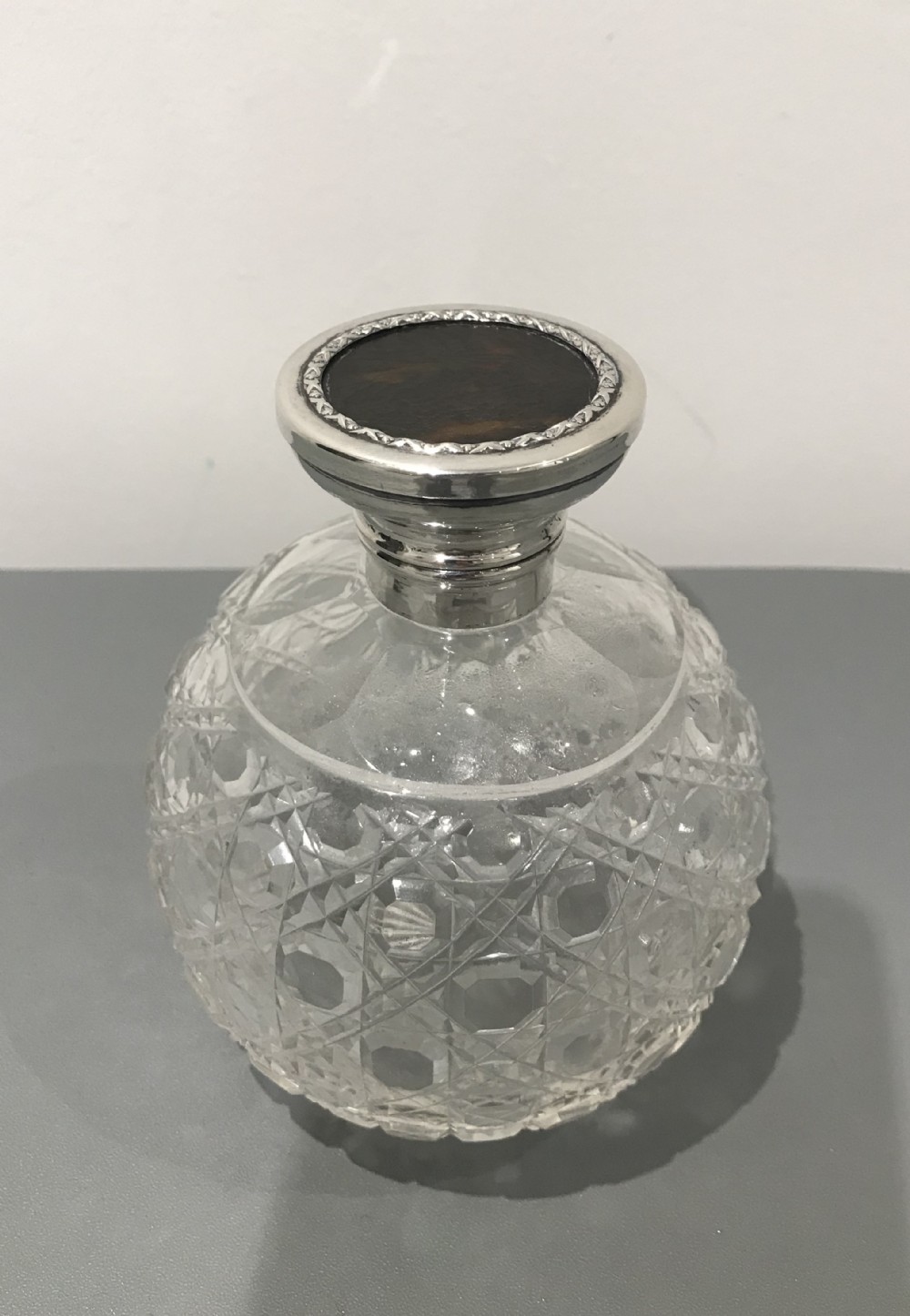 Large George V  Silver and Cut Glass Scent Bottle, 1920