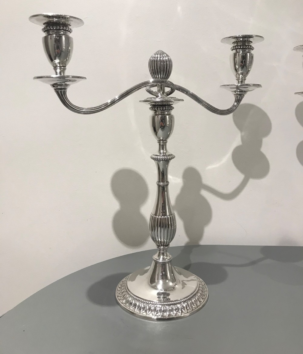 Stunning a Pair of George III Silver Candelabra by John Scofield, 1783 View II
