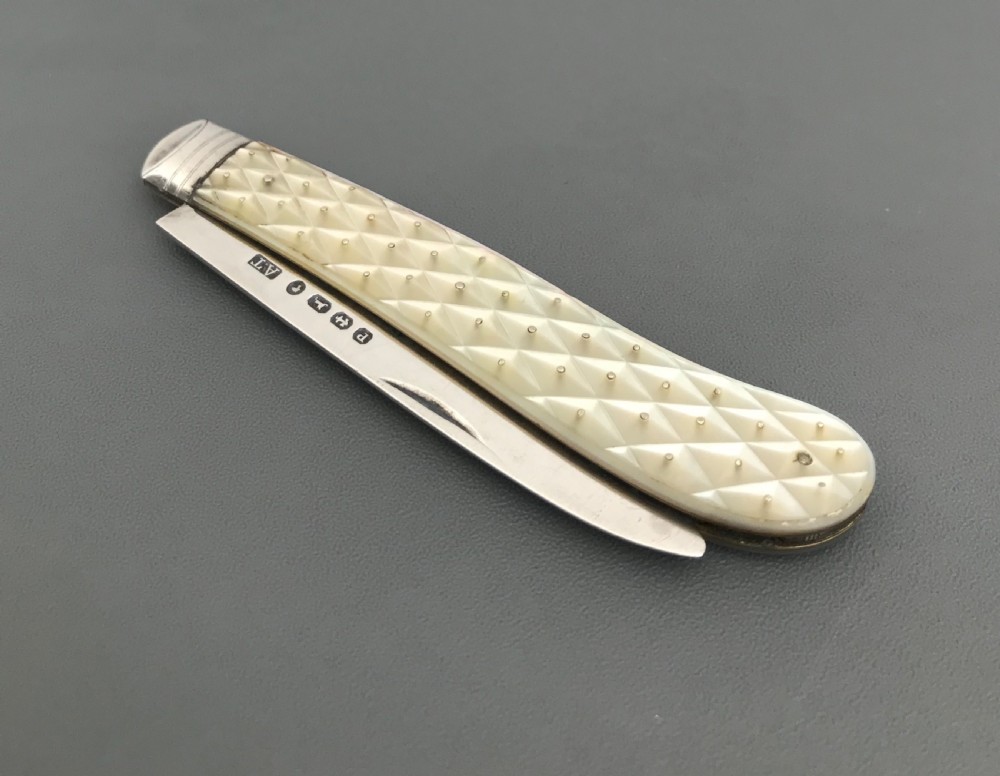 Stunning Victorian Silver & Mother of Pearl Fruit Knife View III