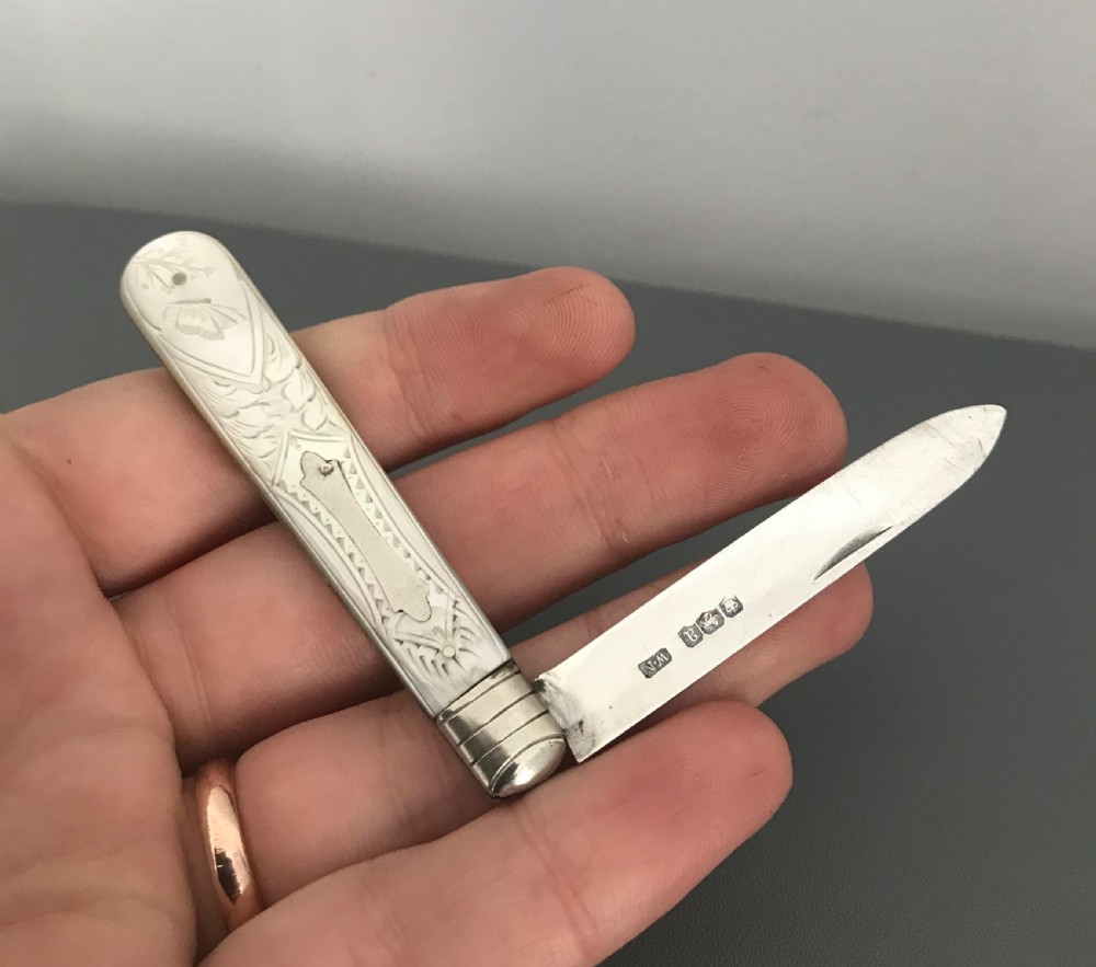George V Silver & Mother of Pearl Fruit Knife  View III