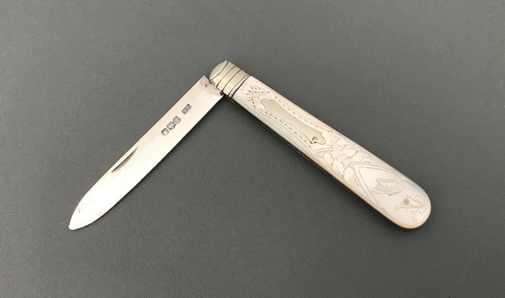 George V Silver & Mother of Pearl Fruit Knife  View IV