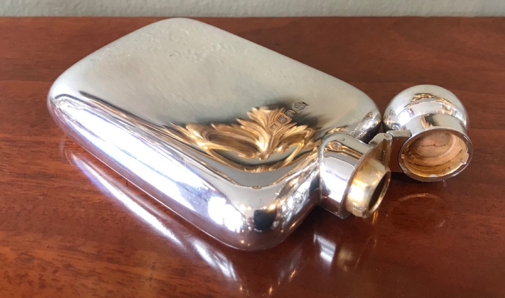 Quality George V Silver Hip Flask View VIII