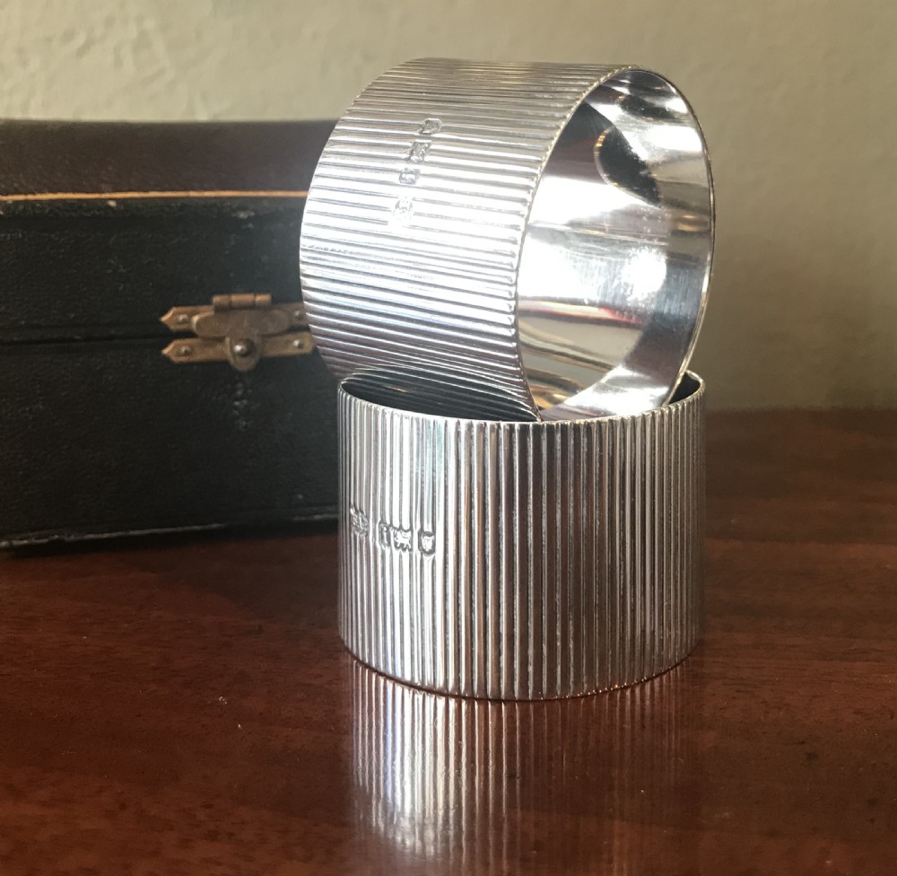 Good Pair of Edwardian Solid Silver Napkin Rings View IV