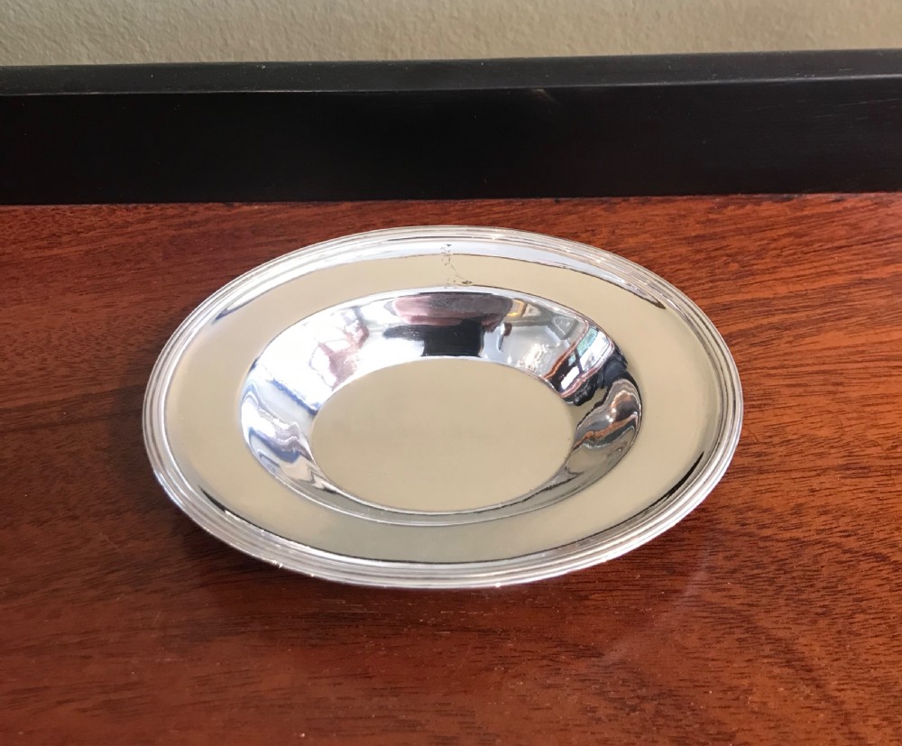 George III solid silver salt dish by Hennell