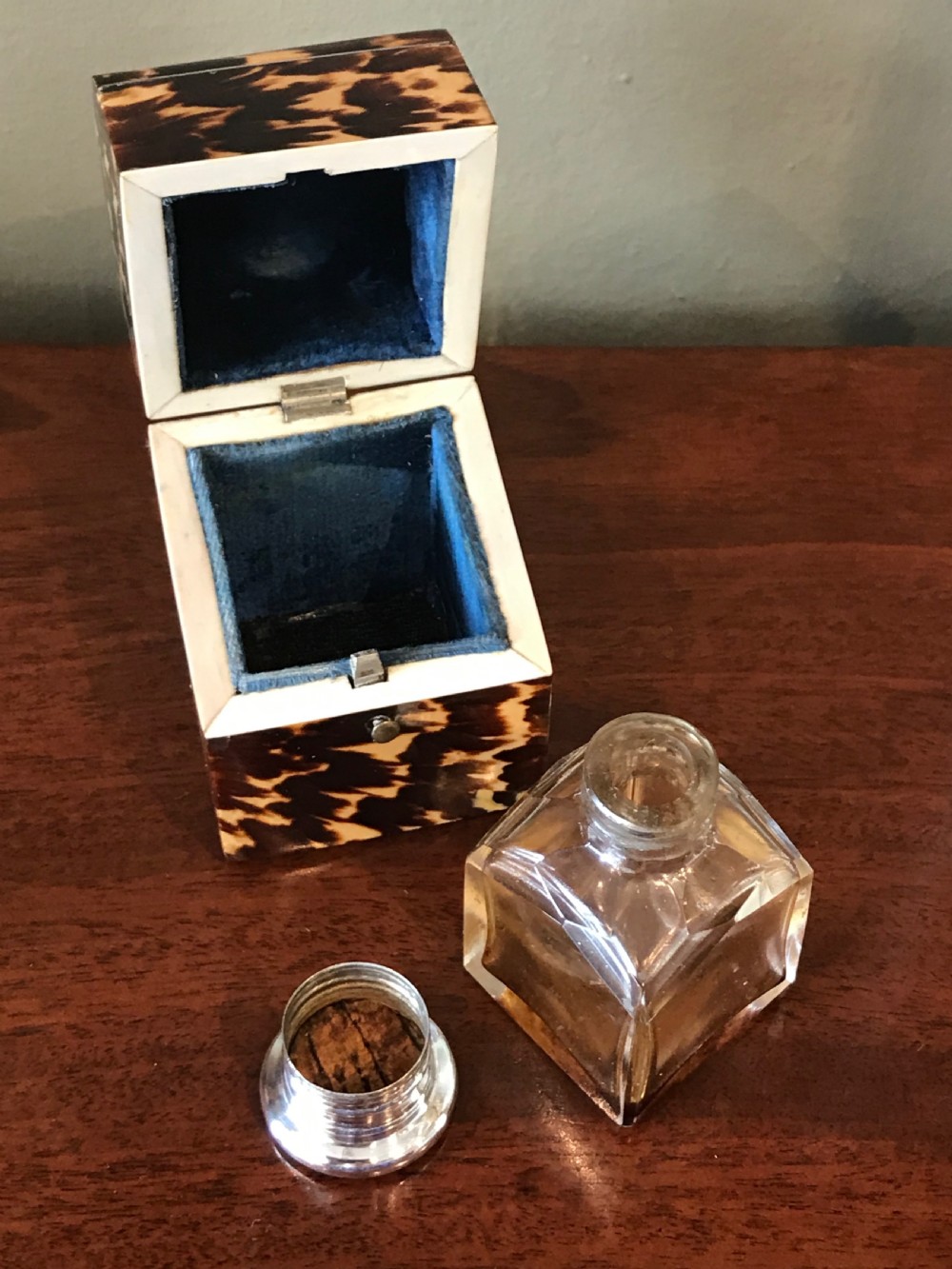 Stunning Early Victorian Tortoiseshell Box & Scent Bottle View II