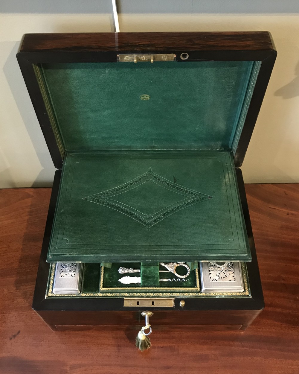 Quality Victorian Rosewood Vanity Case by Promoli & Hausburg View VI