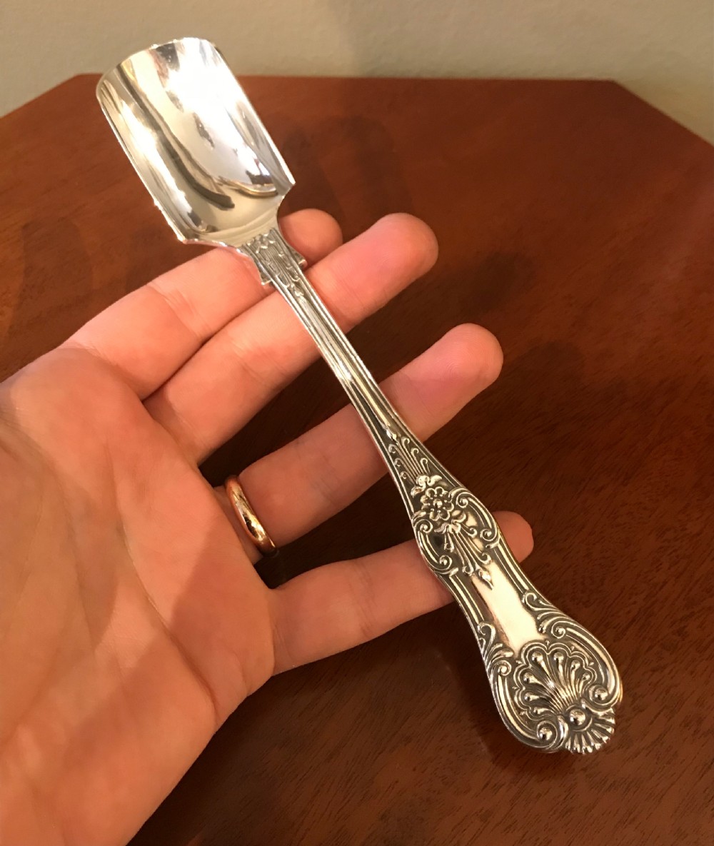 Superb Quality Victorian Queens Pattern Silver Stilton Scoop View VI