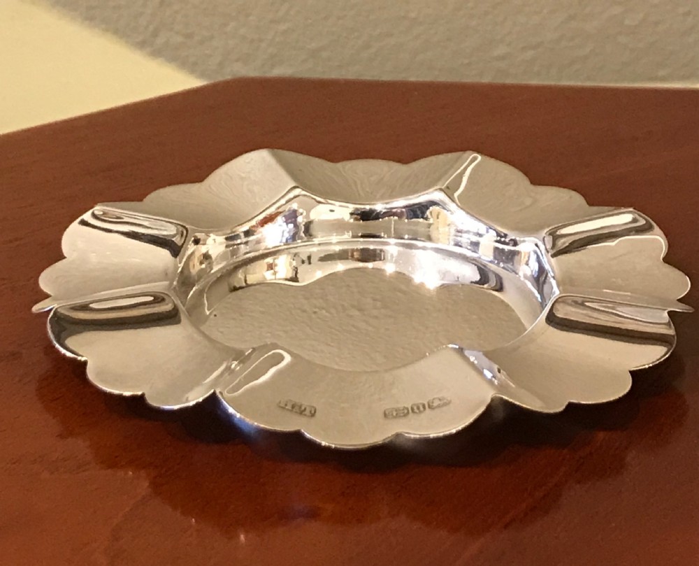 Pair of Victorian Silver Trays by Hilliard & Thomason, 1894 View IX