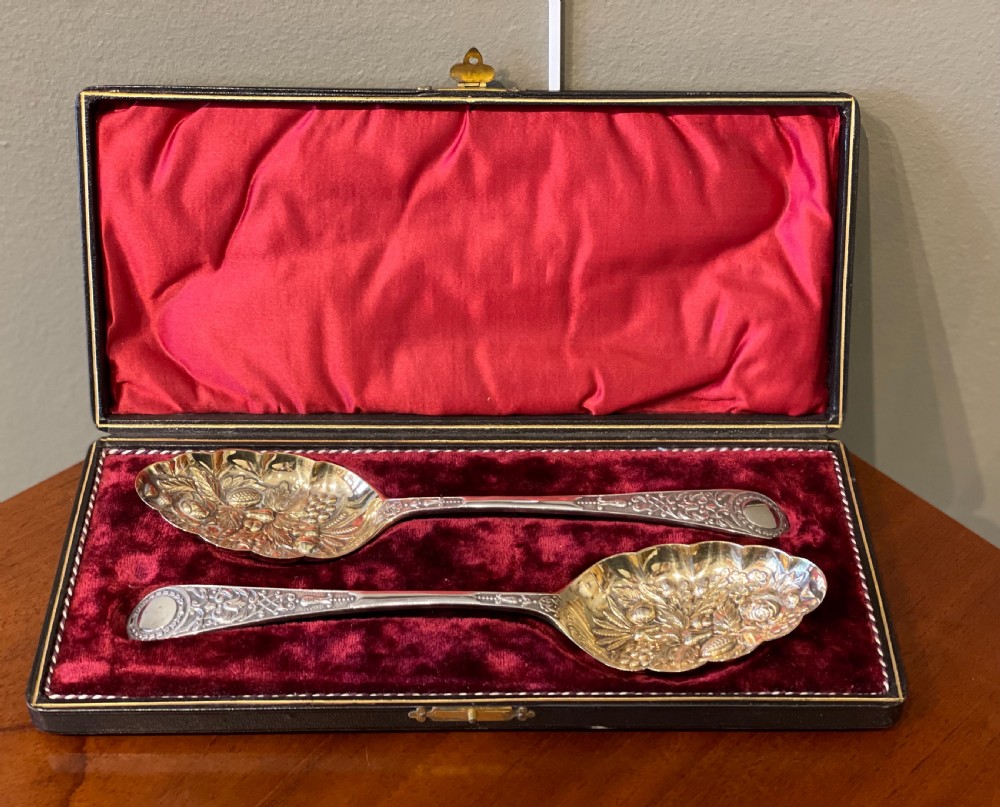 Quality Pair of Victorian EPNS Berry Spoons