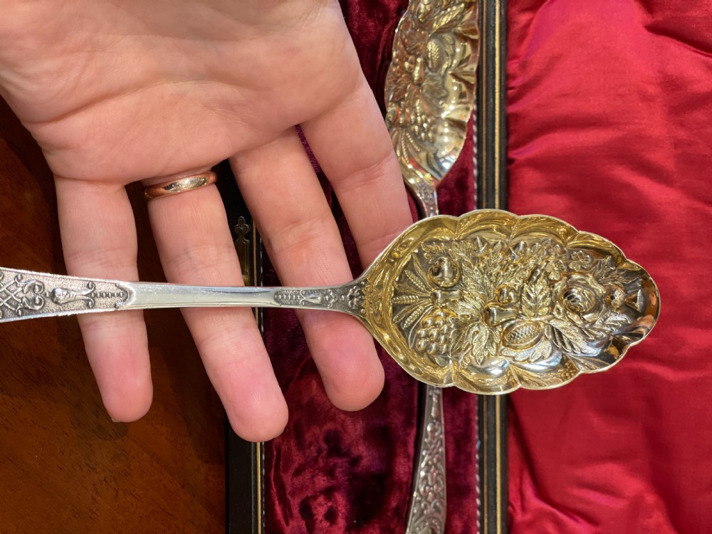 Quality Pair of Victorian EPNS Berry Spoons View VII