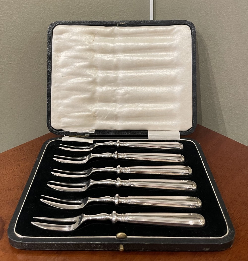 George V Silver Cake Forks, 1924