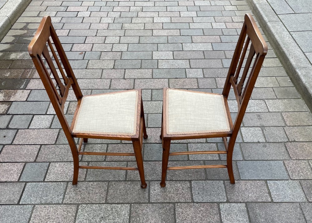 Pair of Arts & Crafts Oak Chairs View IV