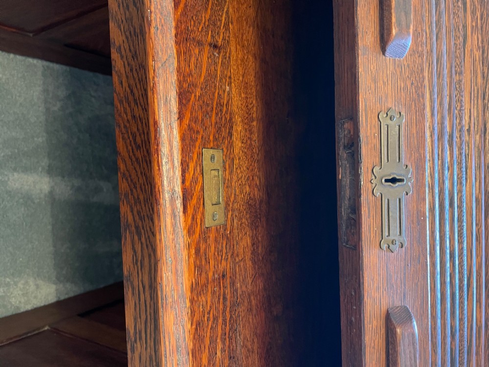 Quality Late Victorian Oak roll Top Desk View XIV