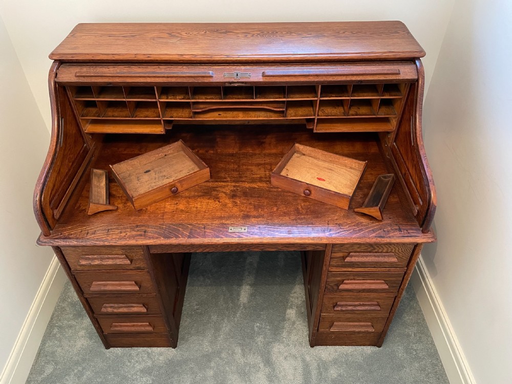 Quality Late Victorian Oak roll Top Desk View XVII