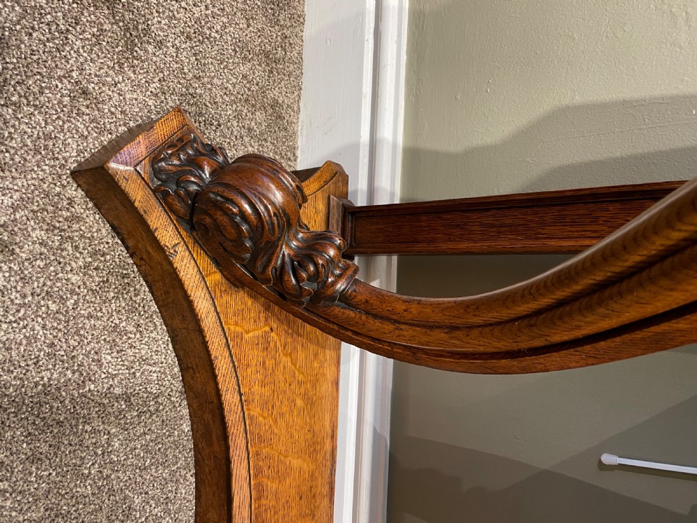 A good Victorian Small Oak Console Table View VIII