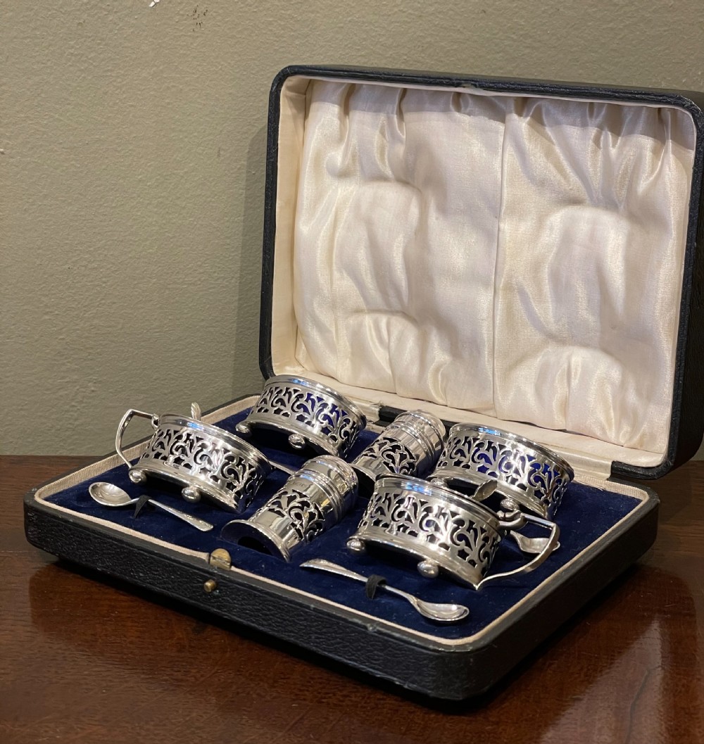 George V Six Piece Solid Silver Cruet Set, 1924 View V
