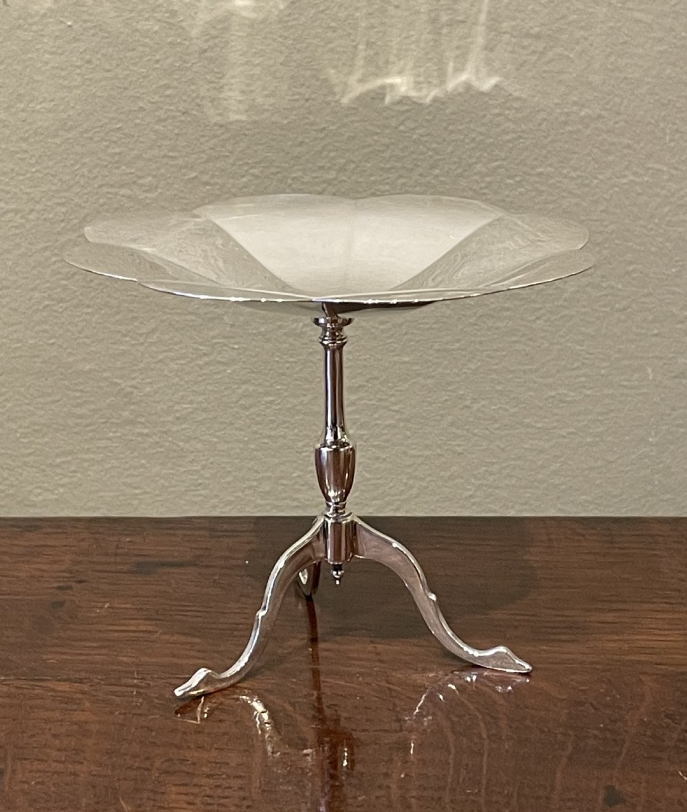 Edwardian Solid Silver Miniature Tripod Table Dish, Sheffield 1908 by Roberts & Belk