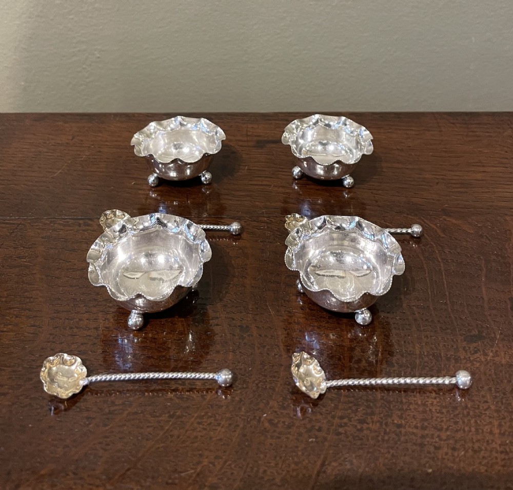 Set of Four Victorian Silver Salts & Spoons, Chester 1897 View IV