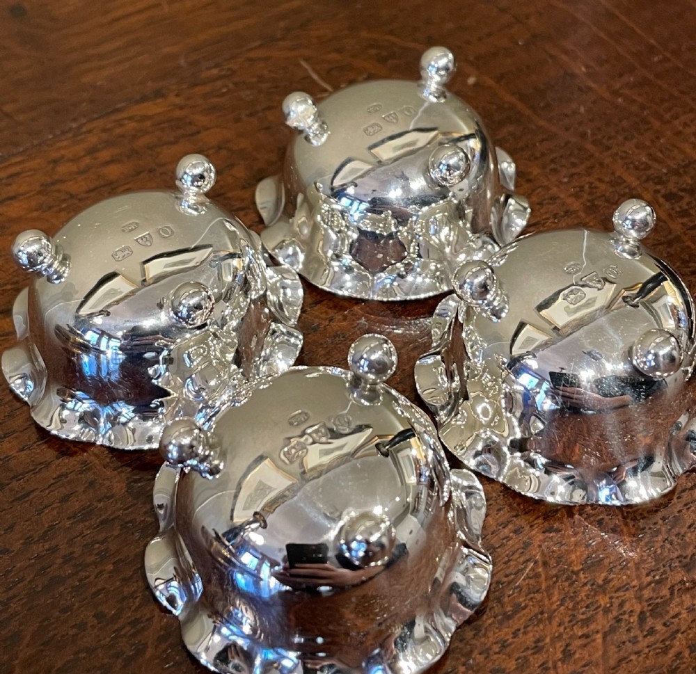 Set of Four Victorian Silver Salts & Spoons, Chester 1897 View VII