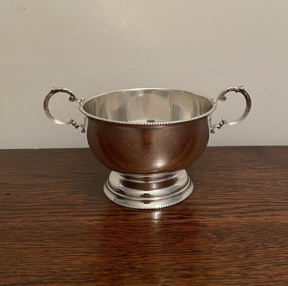 George V Solid Silver Sugar Basin