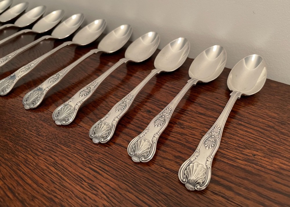 Good set of 12 Edwardian Solid Silver Teaspoons View IV