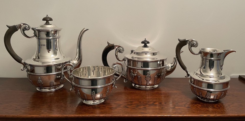 Quality Edwardian Four Piece Solid Silver Tea Service, 2,300 grams 