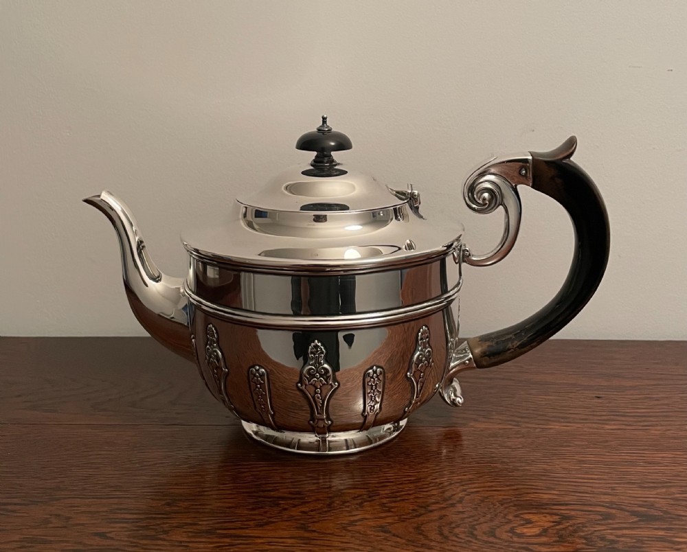 Quality Edwardian Four Piece Solid Silver Tea Service, 2,300 grams  View XV