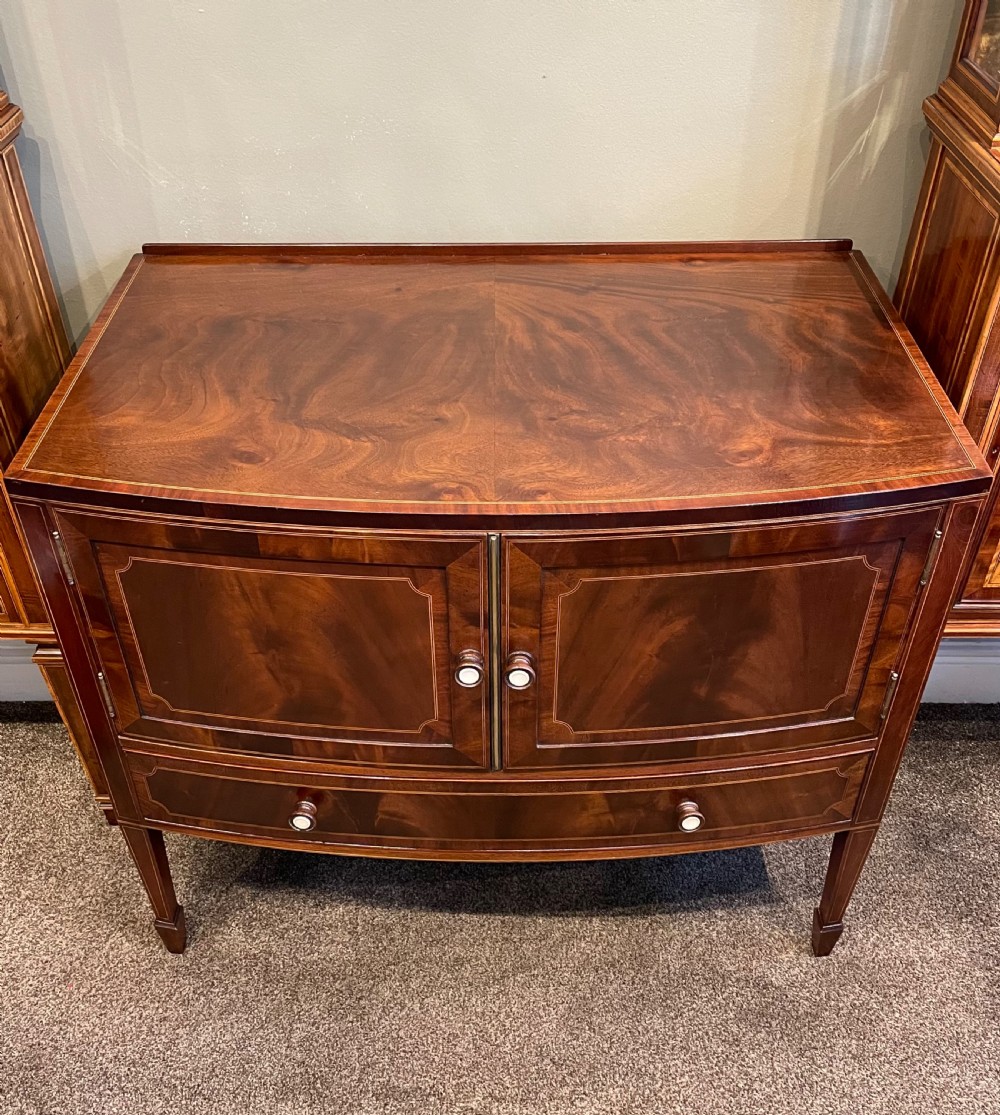 Quality Edwardian Mahogany Bedroom Cupboard Chest by Maple & Co 