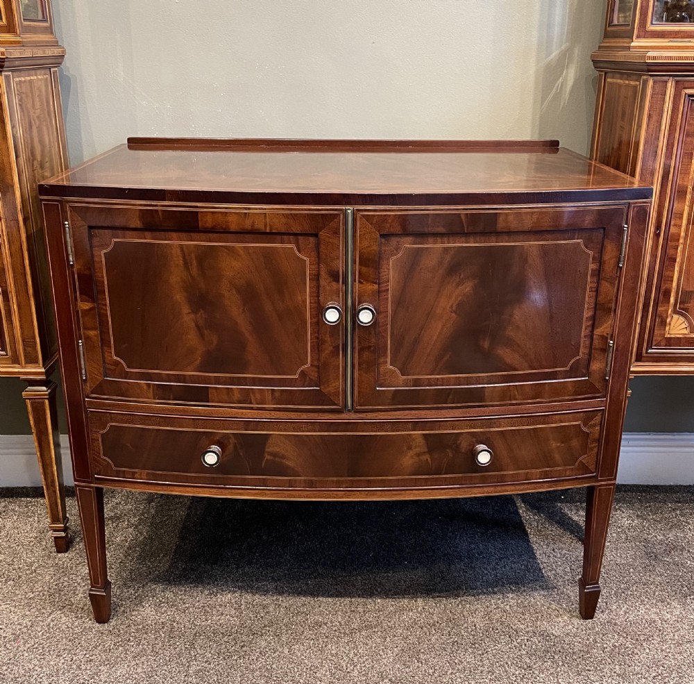 Quality Edwardian Mahogany Bedroom Cupboard Chest by Maple & Co  View VII