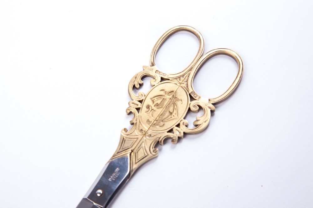 Stunning Pair of George V Solid Silver Gilt Scissors, Walker & Hall View II