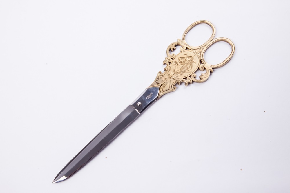 Stunning Pair of George V Solid Silver Gilt Scissors, Walker & Hall View IV