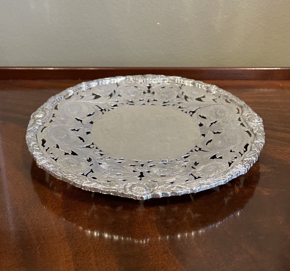 Superb Quality Cast Silver Dish By Walker & Hall View VI