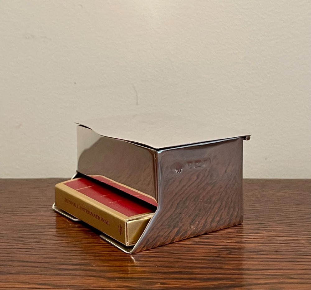 George V Solid Silver Table Vesta Match Box, with matches