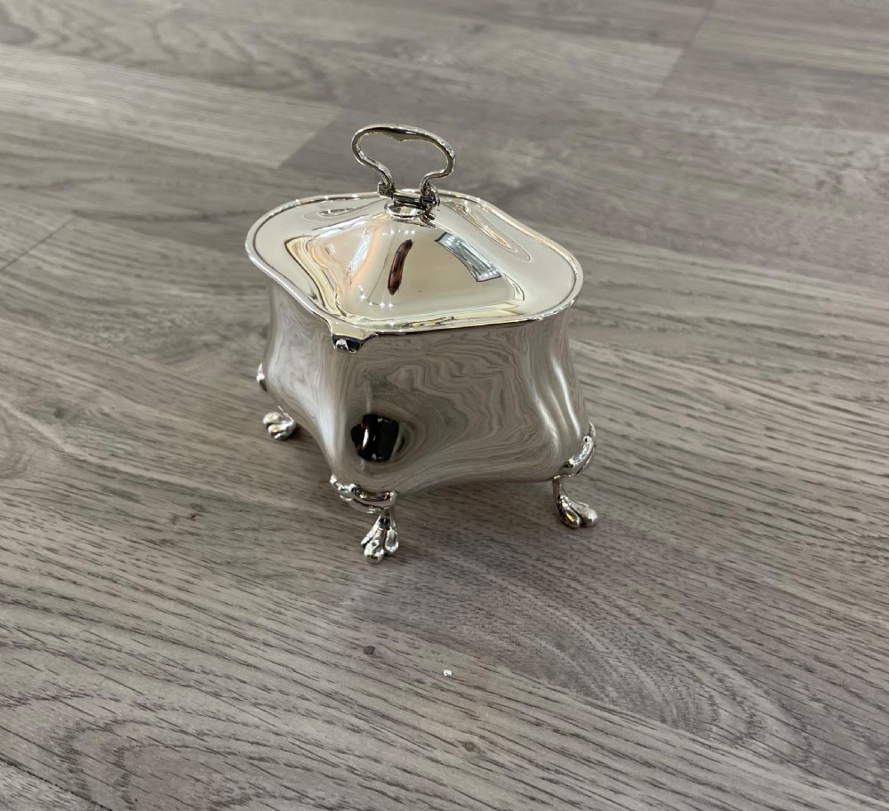 Victorian Solid Silver Tea Caddy, Chester 1900 View IV