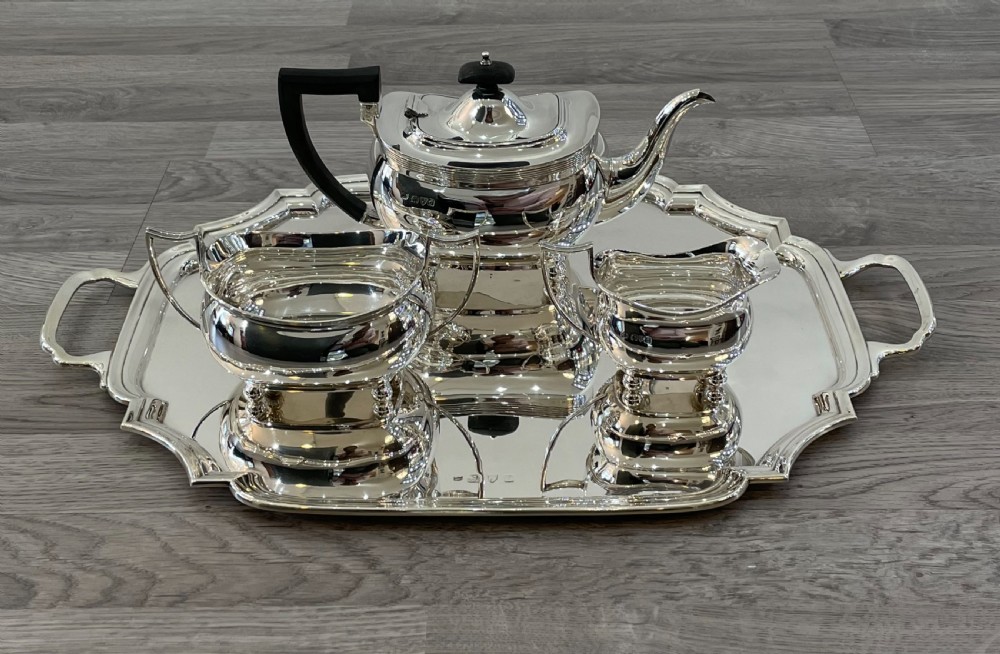 Quality George VI Solid Silver Serving Tray, Chester View VII
