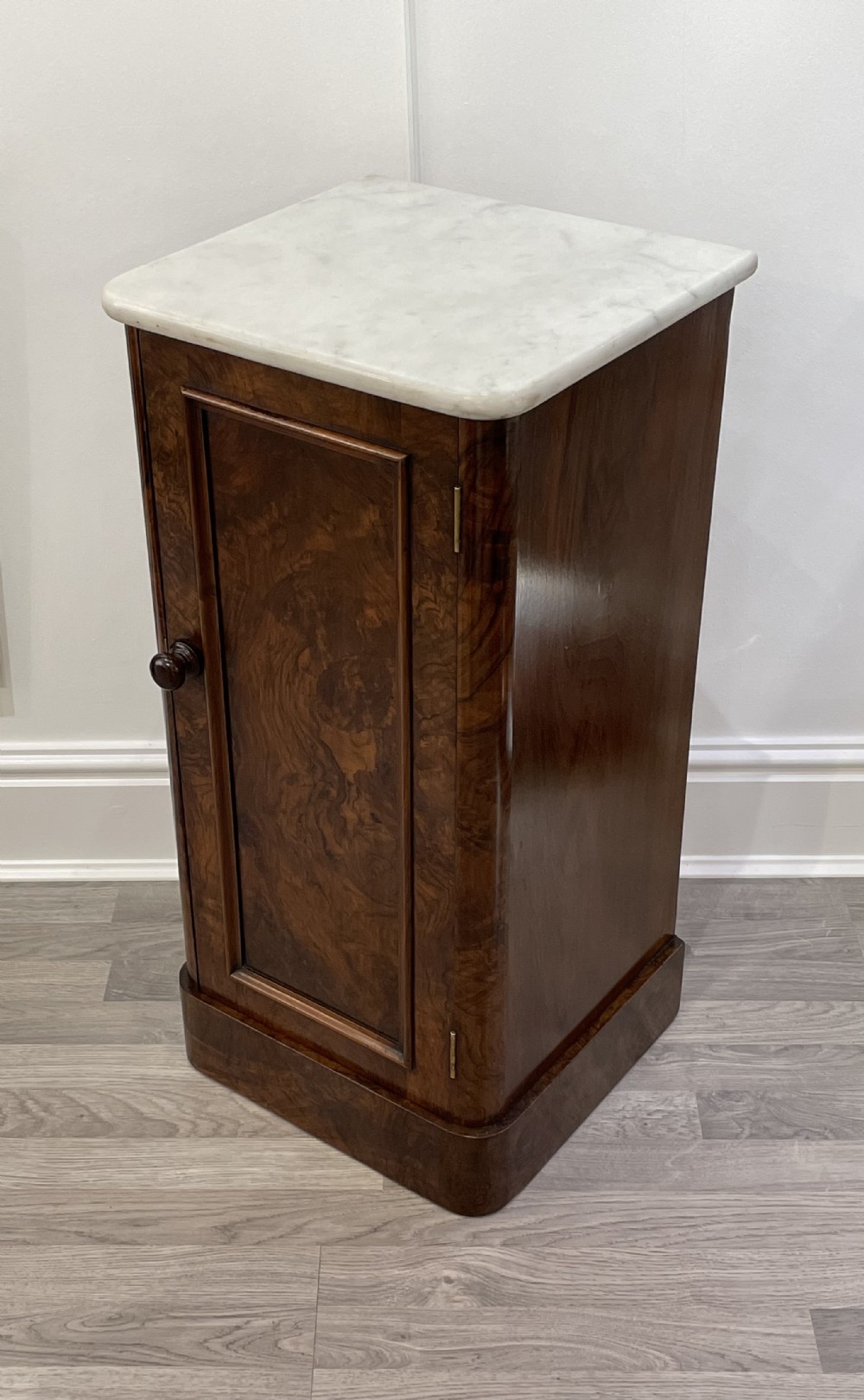 Victorian Burr Walnut Bedside Pot Cupboard