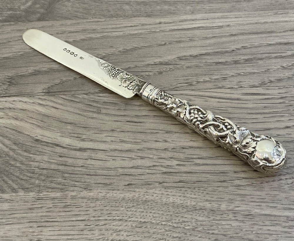Exquisite Victorian Solid Silver Knife