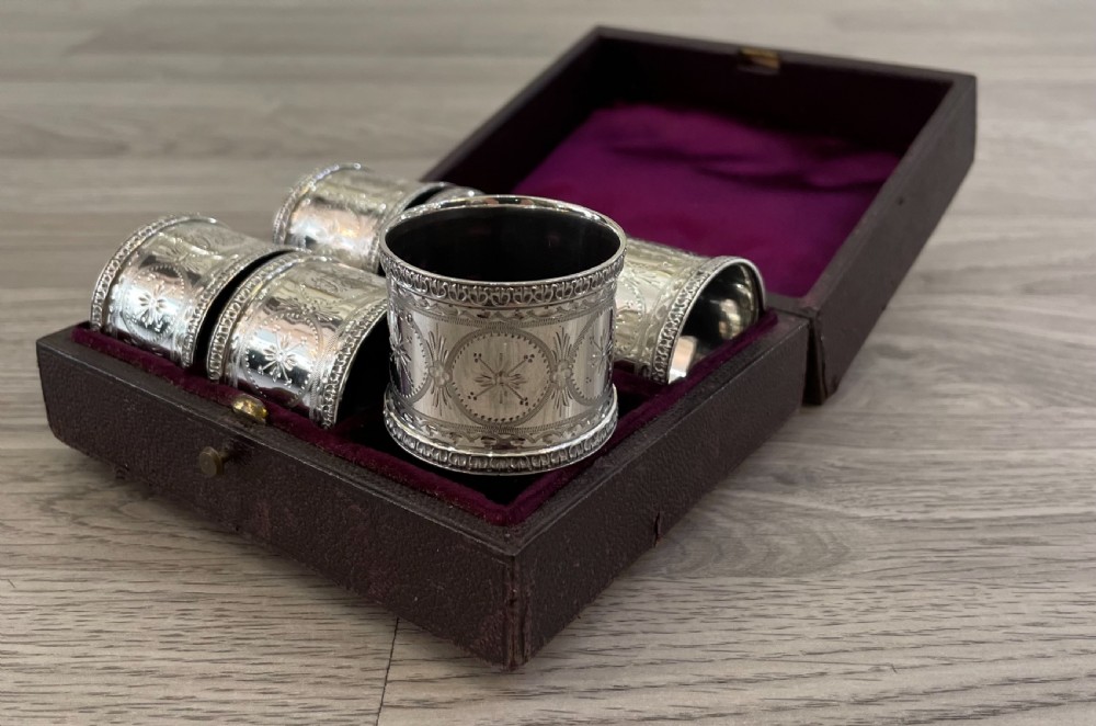 Quality Set of Six Victorian Solid Silver Napkin Rings, Original Case View VI