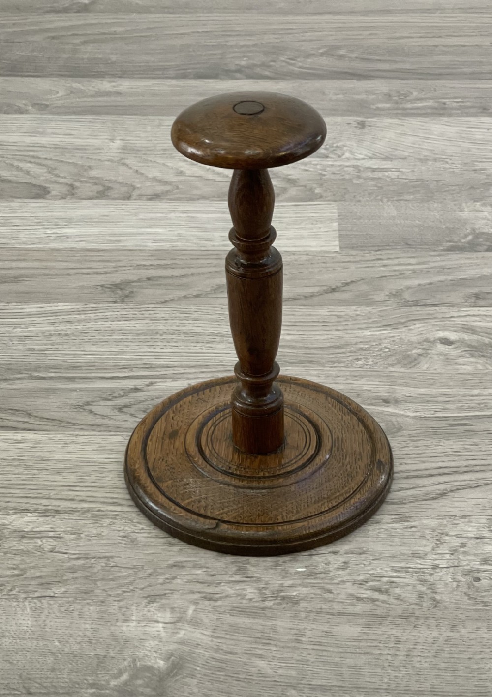 Georgian Oak Wig Hat Stand