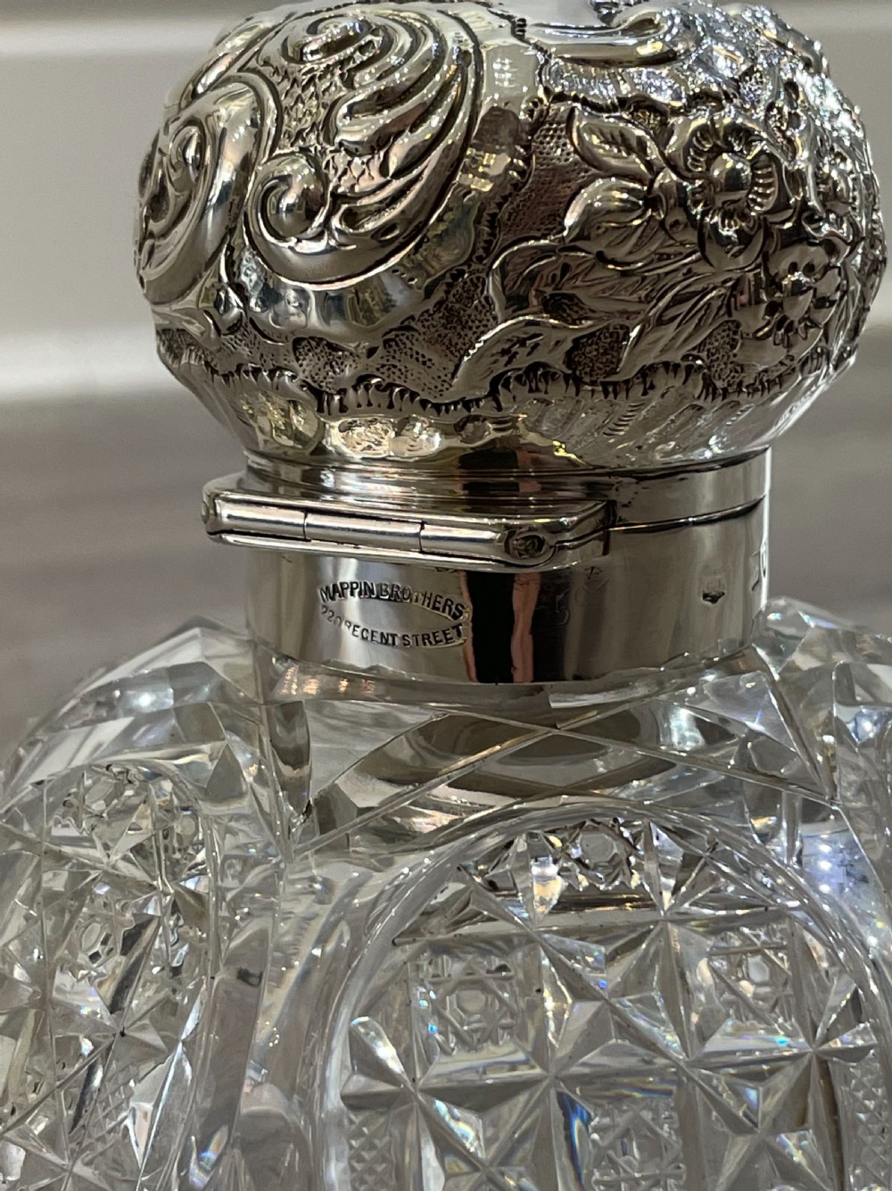 Victorian Silver Topped Scent Bottle, 1895 View VII