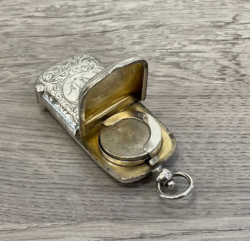 Victorian Solid Silver Combination Vesta Sovereign Case View VIII