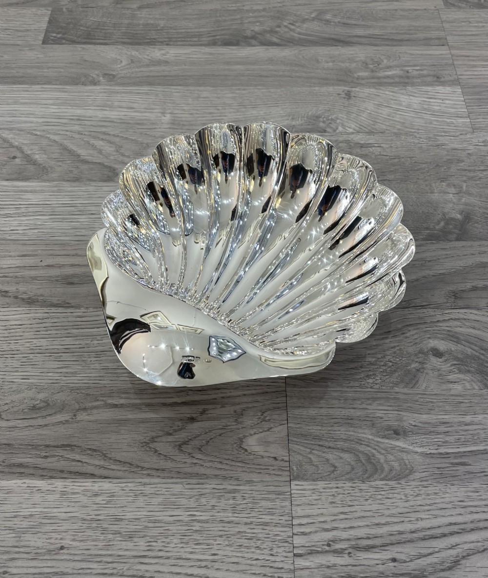 Large Edwardian Solid Silver Shell Dish View IV