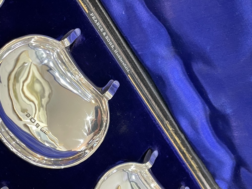 Set of Edwardian Solid Silver Pip Trays View VII