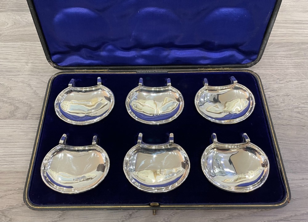 Set of Edwardian Solid Silver Pip Trays View IX