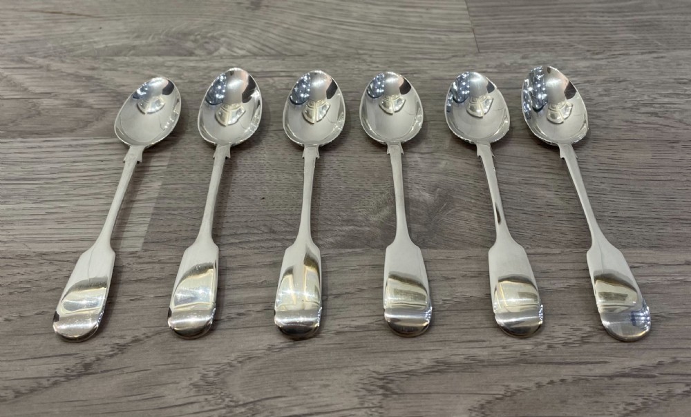 Set of Six Victorian Silver Teaspoons by Chawner & Co View III
