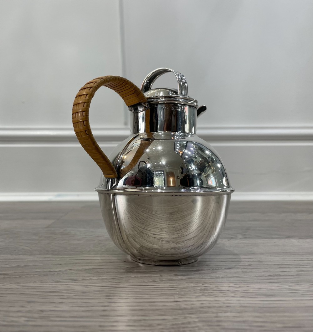 Solid Silver Guernsey 1 Pint Milk Jug View IV
