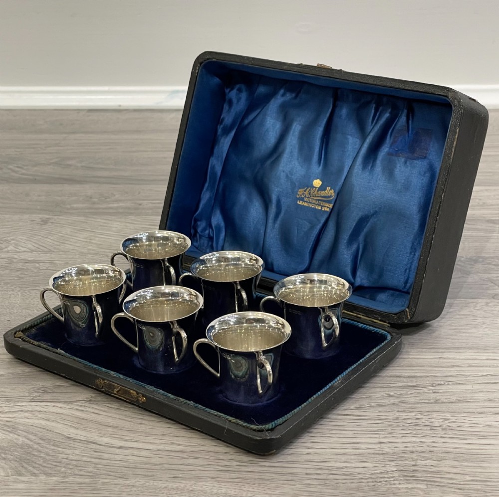 Superb Set of Edwardian Solid Silver Boxed Tyg Spirit Measures 